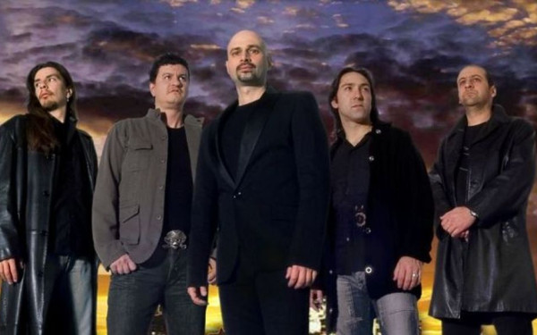 Θεσσαλονίκη: Οι «Δυτικές Συνοικίες» της πόλης πενθούν τον χαμό του Βασίλη Μαντζουράνη (βίντεο, φωτ.)