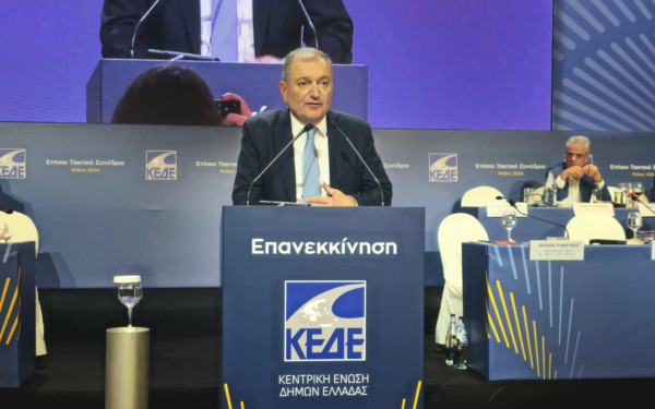 Καϊτεζίδης από ΚΕΔΕ: «Τα οικονομικά μητέρα όλων των μαχών» - Να αποδοθούν πόροι και ουσιαστικές αρμοδιότητες στην αυτοδιοίκηση