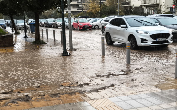 Κακοκαιρία Alexandros: Προειδοποίηση Γ. Τσατραφούλια για Μαγνησία, Εύβοια, Φθιώτιδα: «Προσέξτε τη ζωή σας»
