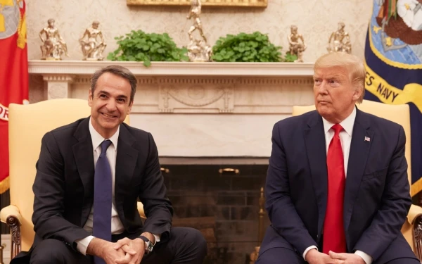 Ο Τραμπ για τη δήλωση Μητσοτάκη για win - win συμφωνία ΕΕ - ΗΠΑ: Τον ξέρω, είναι καλός άνθρωπος, ναι, μπορεί να γίνει