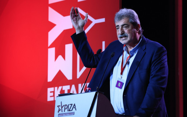Παύλος Πολάκης: Με μαντινάδα προανήγγειλε την απόσυρσή του από τη διεκδίκηση της ηγεσίας του ΣΥΡΙΖΑ