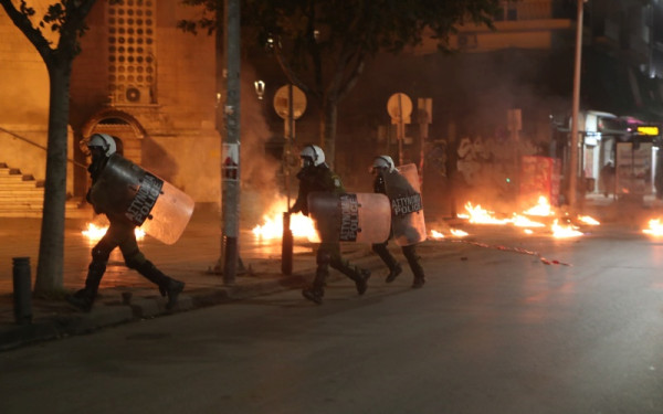 Θεσσαλονίκη: Η ανακοίνωση της ΕΛ.ΑΣ. για τις επτά συλλήψεις στα επεισόδια για την επέτειο του Πολυτεχνείου