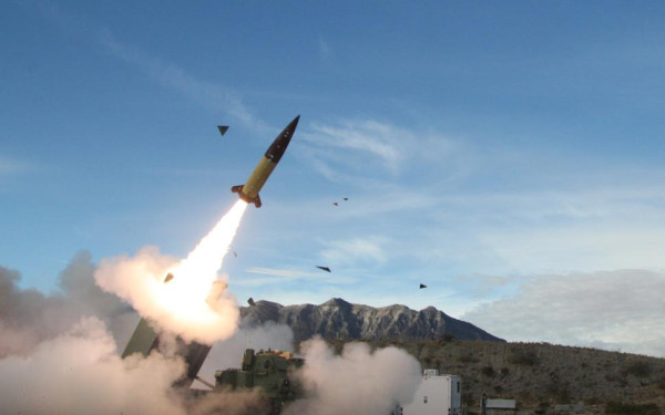 Οι ΗΠΑ στέλνουν το μεγαλύτερο μέρος των stealth πυραύλων τους στο Ιράν – Τους προόριζαν για την Κίνα