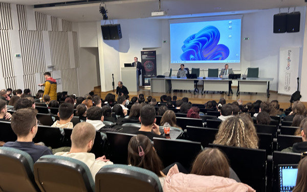 ΑΠΘ - Google: Ξεκινούν τα σεμινάρια Κυβερνοασφάλειας