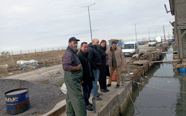 Δήμος Δέλτα: Αυτοψία Μπισμπινά στις Καλύβες Χαλάστρας μετά το πέρασμα της «Bora» (φωτ.)