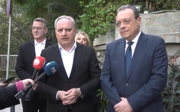 Τον κοινό «βηματισμό» του ΣΥΡΙΖΑ-ΠΣ με το ΑΚΕΛ επιβεβαίωσαν Σ. Φάμελλος και Στ. Στεφάνου