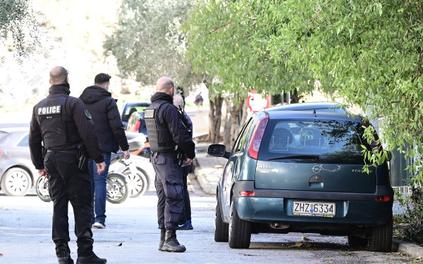 Πυροβολισμοί στην Γλυφάδα: Κουρδικής καταγωγής οι δύο νεκροί