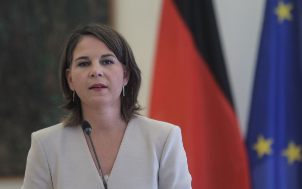 Η Μπέρμποκ προειδοποιεί Ισραήλ και Τουρκία να μην αμφισβητήσουν την εδαφική ακεραιότητα της Συρίας