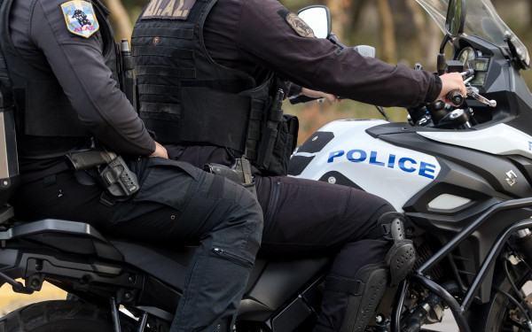 Αθήνα: Επιχείρηση της ΕΛΑΣ σε κατάληψη κτιρίου στο Λόφο Στρέφη - 6 προσαγωγές