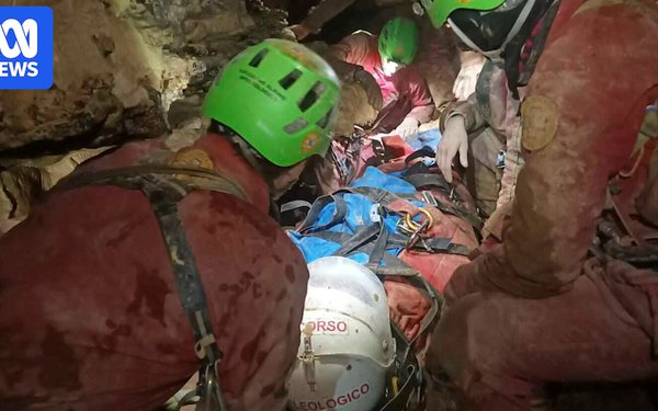 Ιταλία: Ολοκληρώθηκε η διάσωση της 32χρονης σπηλαιολόγου Οτάβια Πιάνα