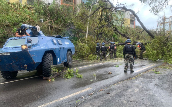 Έφτασαν τους 31 οι νεκροί στη γαλλική Μαγιότ από τον κυκλώνα Σίντο - Ισοπεδώθηκαν οικοδομικά τετράγωνα (βίντεο)
