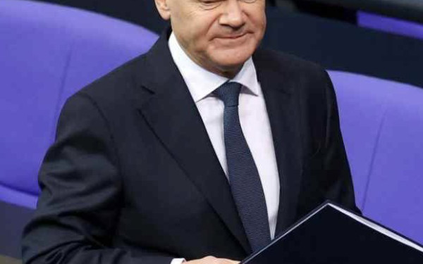 Σολτς για δηλώσεις Τραμπ: «Τα σύνορα δεν επιτρέπεται να μετακινούνται διά της βίας»