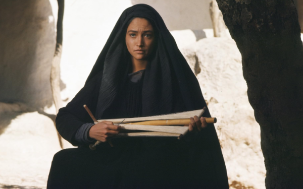 Πέθανε η Βρετανίδα ηθοποιός Ολίβια Χάσεϊ, η «Μαρία» του «Ιησού από τη Ναζαρέτ»