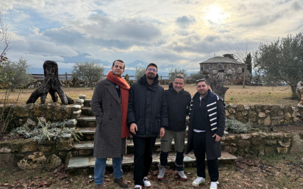 Πιερία: Προσκάλεσε ξένους δημοσιογράφους και influencers για να κάνει «άνοιγμα» σε τουρίστες (φωτ.)