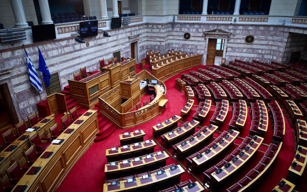 Βουλή - Προϋπολογισμός 2025: Με 159 «ναι» έναντι 140 «όχι» κυρώθηκε ο κρατικός προϋπολογισμός 2025
