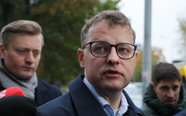 Ουγγαρία: Παρείχε άσυλο στον Μ. Ρομανόφσκι - Προκάλεσε αντιπαράθεση με την Βαρσοβία