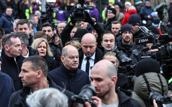 Μαγδεμβούργο - Όλαφ Σολτς: «Σχεδόν 40 έχουν τραυματιστεί τόσο σοβαρά που πρέπει να ανησυχούμε πολύ για αυτούς»