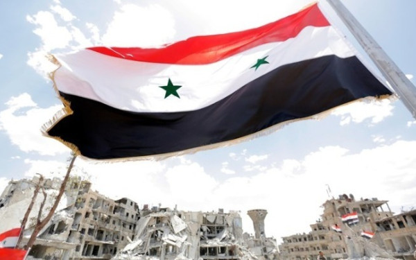 Χιλιάδες Σύροι διαδήλωσαν στο Καμισλί υπέρ των κουρδικών δυνάμεων και κατά της Άγκυρας