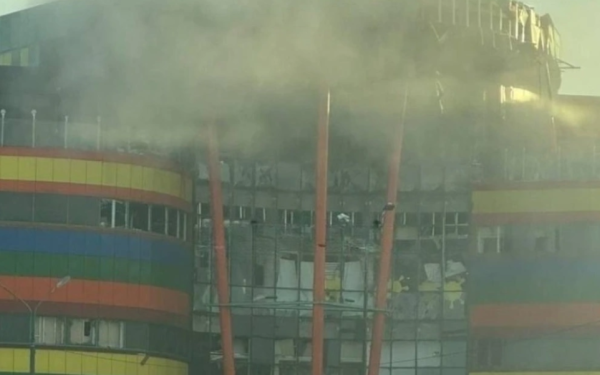 Ρωσία: Πέντε νεκροί από ουκρανικές επιθέσεις στο Κουρσκ και σε εμπορικό κέντρο στο Βλαντικαφκάζ