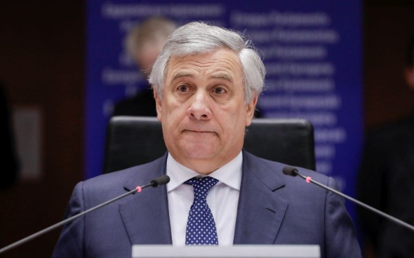 Κόντρα Ιταλίας-Γαλλίας και στη μέση χιλιάδες ανθρώπινες ψυχές