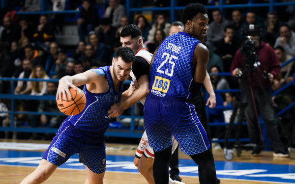 Μπάσκετ: Στο θρίλερ της Λευκάδας διεκόπη το σερί του Ηρακλή (βίντεο)