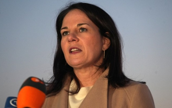 Αν. Μπέρμποκ: Η Ευρώπη δεν θα χρηματοδοτήσει δημιουργία νέων ισλαμιστικών θεσμών στη Συρία