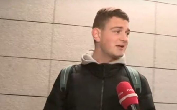 Μετρό Θεσσαλονίκης: «Είπα να πάω μία φορά στην σχολή μου, αλλά μάλλον κάποιος δεν...θέλει» - Επική αντίδραση φοιτητή για τη βλάβη (βίντεο)