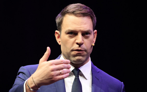 Σ. Κασσελάκης: Λέμε ξεκάθαρα να καταργηθεί το άρθρο 86 (βίντεο)