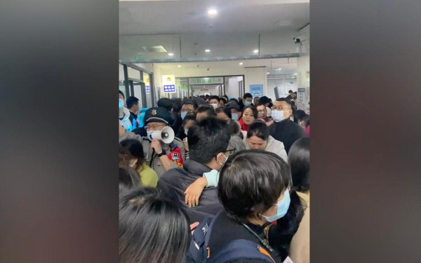 Κίνα: Ανησυχία για «μυστηριώδη ιό» που γεμίζει τα νοσοκομεία - Όσα γνωρίζουμε για τον HMPV