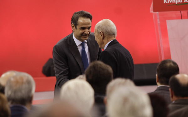 Κ. Μητσοτάκης για Κ. Σημίτη: Αποχαιρετώ τον πρωθυπουργό που συνόδευσε την Ελλάδα στα μεγάλα εθνικά της βήματα