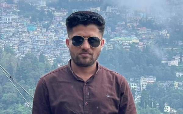 Ινδία: Βρέθηκε το πτώμα ενός δημοσιογράφου θαμμένο σε μια σηπτική δεξαμενή λυμάτων