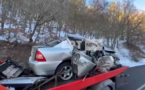 Πρέσπες: Χαροπαλεύει σε ΜΕΘ του Παπανικολάου ο τρίτος της παρέας του δυστυχήματος -  Συγκλονίζει ο πατέρας του 18χρονου που σκοτώθηκε