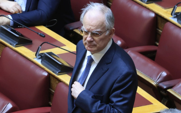 Άκαρπη η πρώτη ψηφοφορία για εκλογή Προέδρου της Δημοκρατίας:  160 ψήφοι για Κ. Τασούλα - 40 η Λ. Κατσέλη και 34 ο Τ. Γιαννίτσης