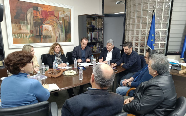 Δήμος Κορδελιού - Ευόσμου: Ενημερωτική συνάντηση για το πρόγραμμα «Δημόσια Ωνάσεια Σχολεία»