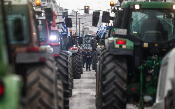 Συνεχίζουν τις κινητοποιήσεις οι αγρότες της Θεσσαλίας