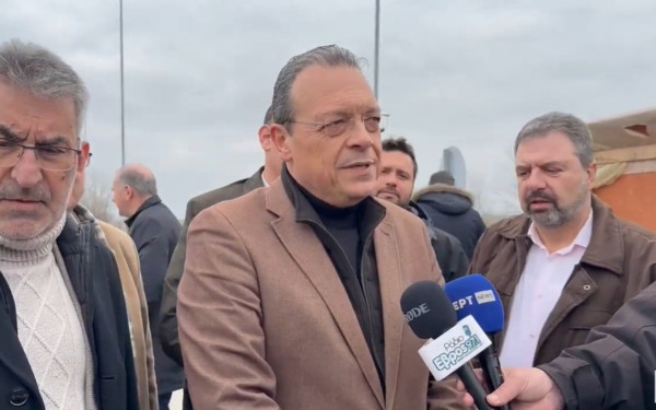 Σ. Φάμελλος από το μπλόκο των αγροτών στις Καστανιές Έβρου: «Δεσμευόμαστε να είμαστε εδώ»