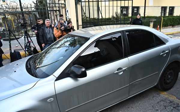 Χρήστος Μάστορας: Ελεύθερος ο τραγουδιστής - Αναβλήθηκε η δίκη του