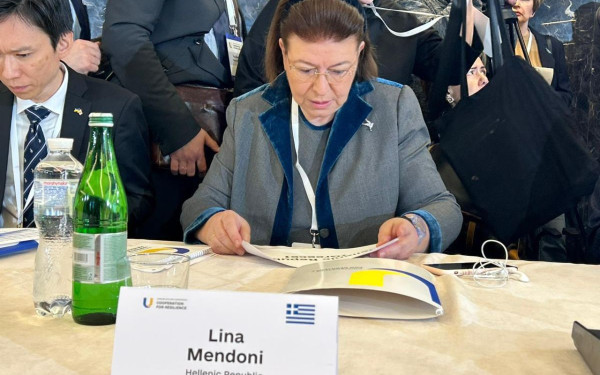 Λίνα Μενδώνη: Εγκαίνια της έκθεσης «Δαίδαλος- Μύθοι της Κρήτης» στο Palace Museum του Πεκίνου