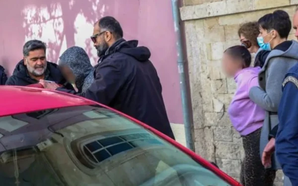 Ηράκλειο: Στα δικαστήρια η 26χρονη μητέρα και ο σύντροφός της για την απόπειρα δολοφονίας του 3χρονου αγοριού