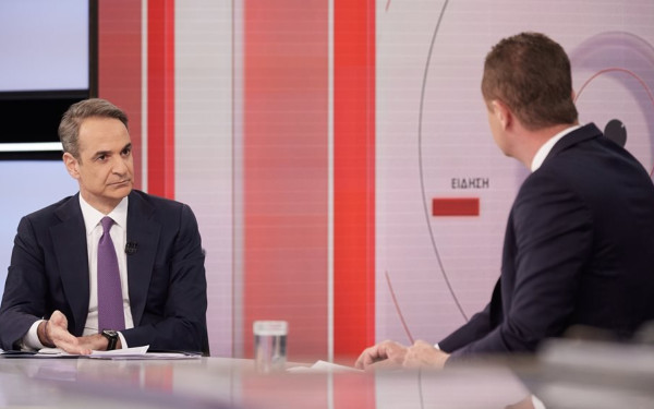 Πυρά της αντιπολίτευσης για την συνέντευξη Μητσοτάκη και τον κυβερνητικό εκπρόσωπο