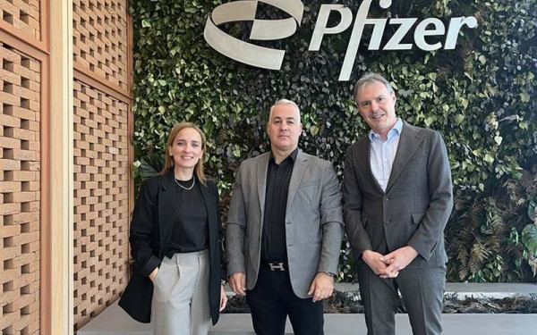 Pfizer: Μνημόνιο συνεργασίας του Κέντρου Ψηφιακής Καινοτομίας και του ΠΑΜΑΚ