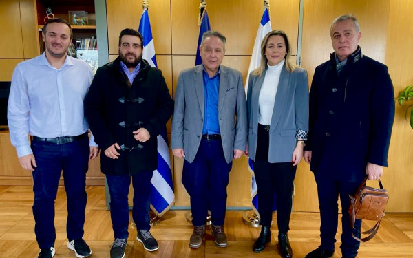 Θεσσαλονίκη: Η διοίκηση της ΟΕΠΕΚΑΜΘ στον Αγγελούδη