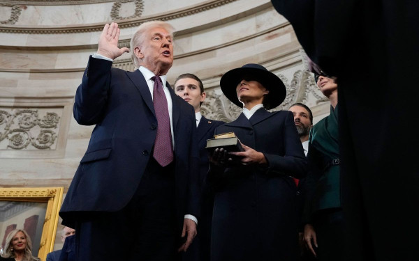 Άρχισαν τα συγχαρητήρια προς τον Τραμπ