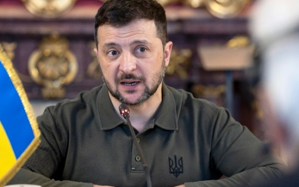 Ο Ζελένσκι ζήτησε «άσκηση πίεσης στη Ρωσία» από τον γενικό γραμματέα του ΝΑΤΟ