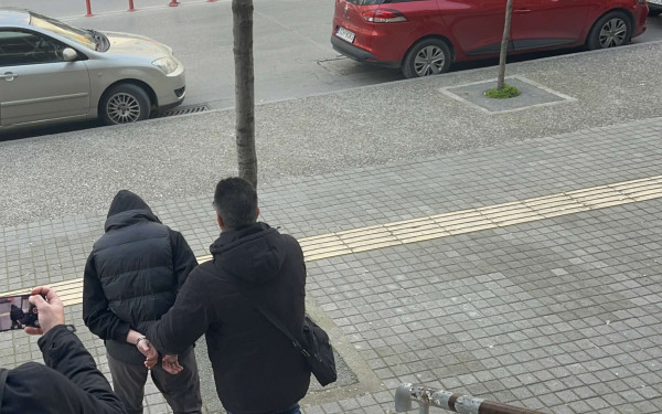 Θεσσαλονίκη: Προφυλακιστέος ο 16χρονος που μαχαίρωσε τον αδερφό του (βίντεο)
