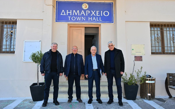 Στη Σαντορίνη μετέβη σήμερα αντιπροσωπεία της ΚΕΔΕ