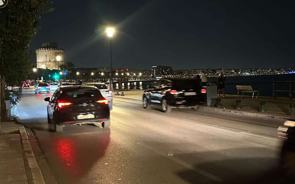 Θεσσαλονίκη: Άνοιξε για τα ΙΧ όλη η λεωφόρος Νίκης μετά την κατάργηση του ποδηλατόδρομου