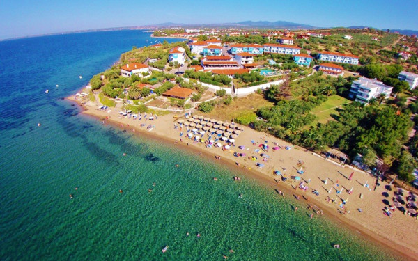 Χαλκιδική: Εξοχικά δύο ταχυτήτων, κυριαρχία Κασσάνδρας και ωρίμανση της αγοράς -  Πίνακας με τιμές και πληρότητες