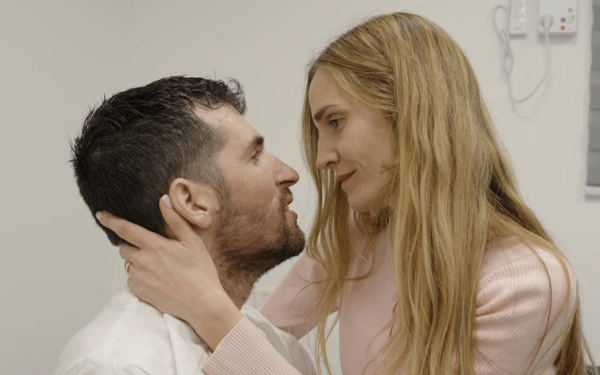 Την κόρη του συνάντησε για πρώτη φορά ο ένας από τους τρεις ομήρους που απελευθέρωσε η Χαμάς