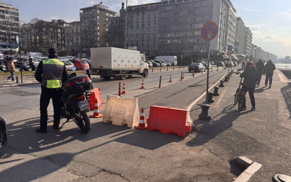 Θεσσαλονίκη: Ξηλώνεται ο ποδηλατόδρομος στη Λεωφόρο Νίκης (βίντεο)